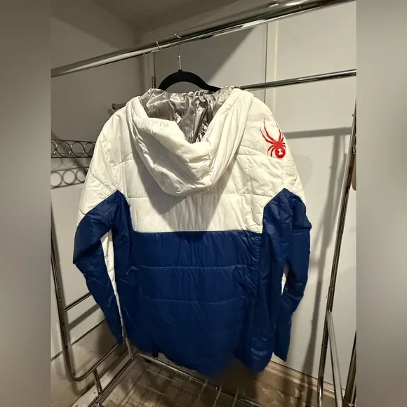 Men’s Spyder Snow puffer Jacket. Size Large. Great Condition - Picture 3 of 4